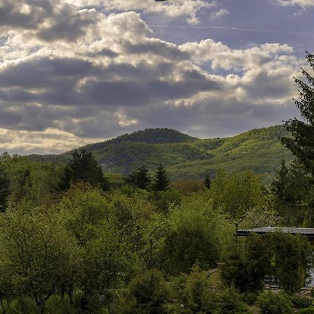Mountain House Villa Salgótarján Esterno foto